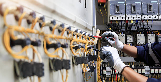 Professional Electrician technician working in Greenfield, OH